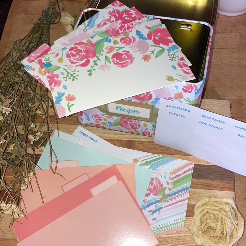 Recipe Box New! Cards Pink Floral Tin Organizers Rose Metal Container